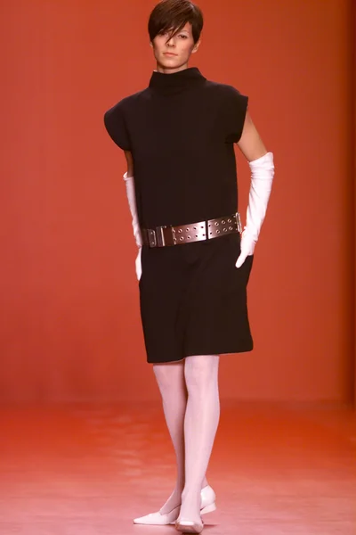 Look 11